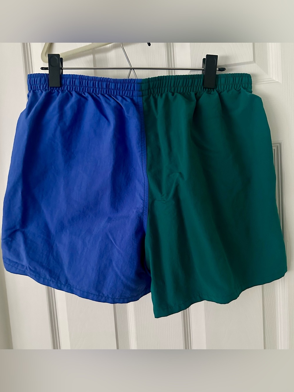 Patagonia 5in baggies size L! - Picture 3 of 4